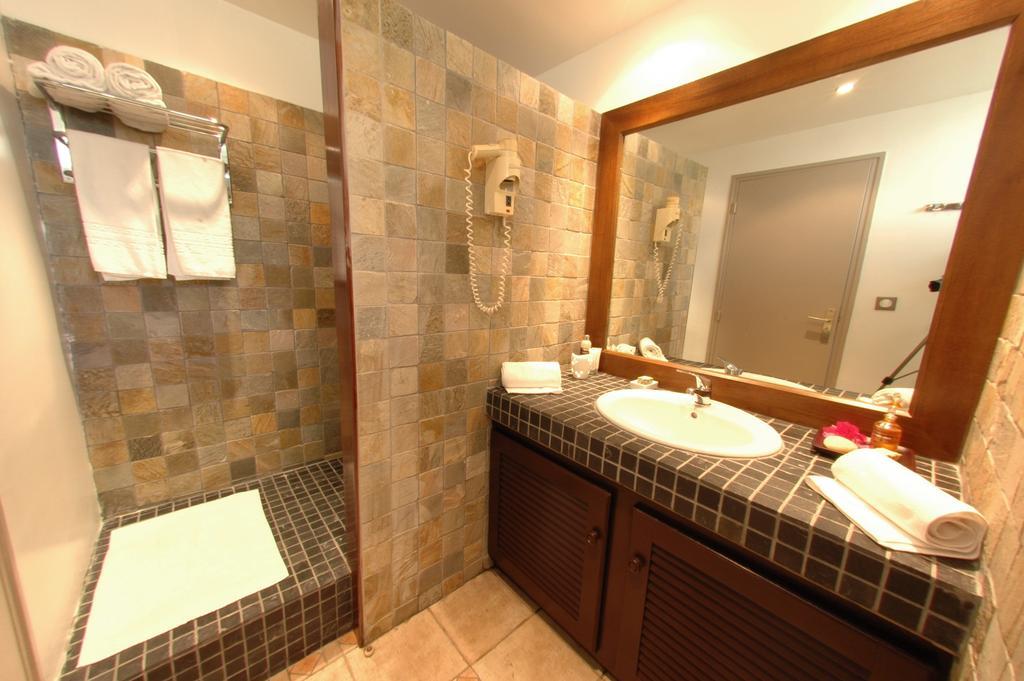 Hotel Les Creoles Saint-Gilles-les Bains Pokoj fotografie
